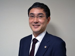 秋山慎太郎総合法律事務所サムネイル2